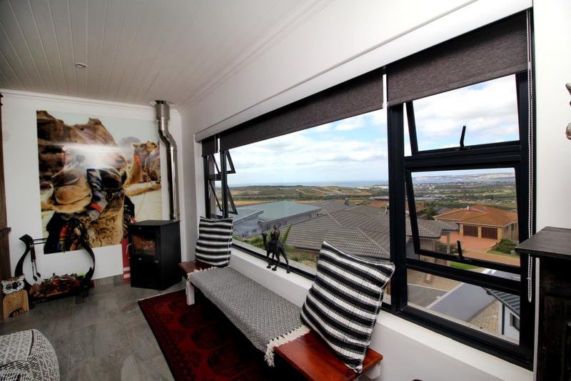 4 Bedroom Property for Sale in Monte Christo Western Cape